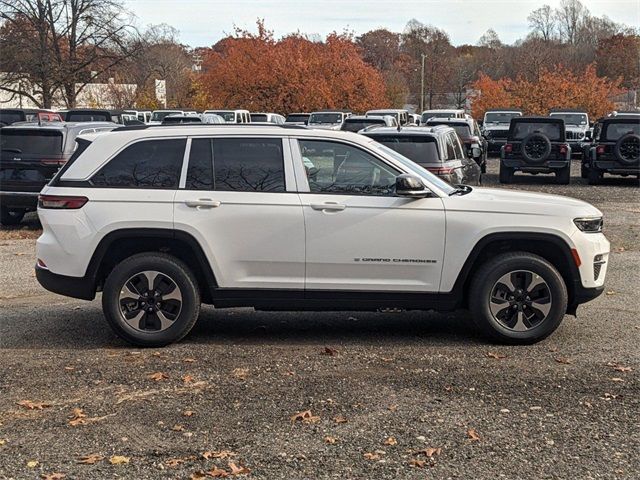 2024 Jeep Grand Cherokee 4xe Base