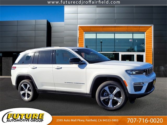 2024 Jeep Grand Cherokee 4xe Base