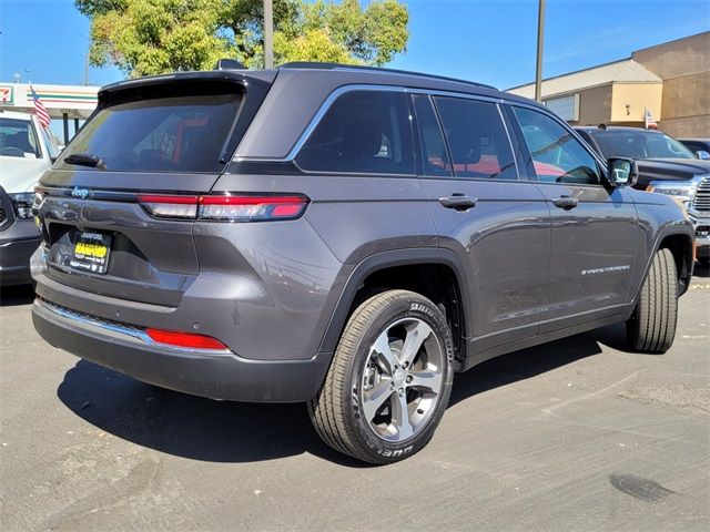 2024 Jeep Grand Cherokee 4xe Base