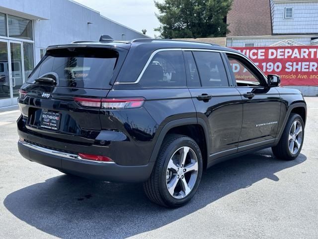 2024 Jeep Grand Cherokee 4xe Base