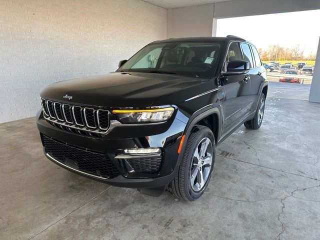 2024 Jeep Grand Cherokee 4xe Base