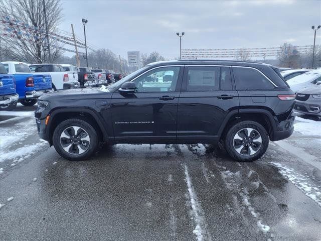 2024 Jeep Grand Cherokee 4xe Base