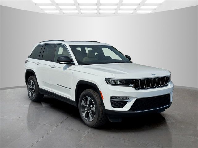 2024 Jeep Grand Cherokee 4xe Base