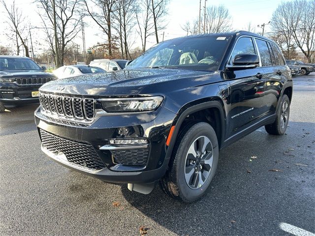 2024 Jeep Grand Cherokee 4xe Base