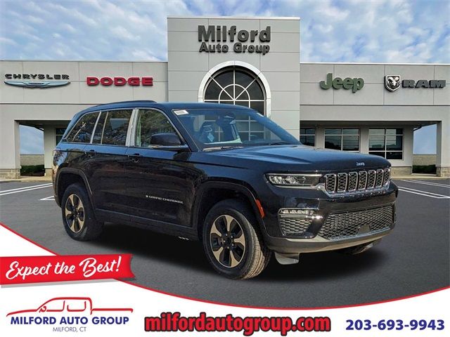 2024 Jeep Grand Cherokee 4xe Base