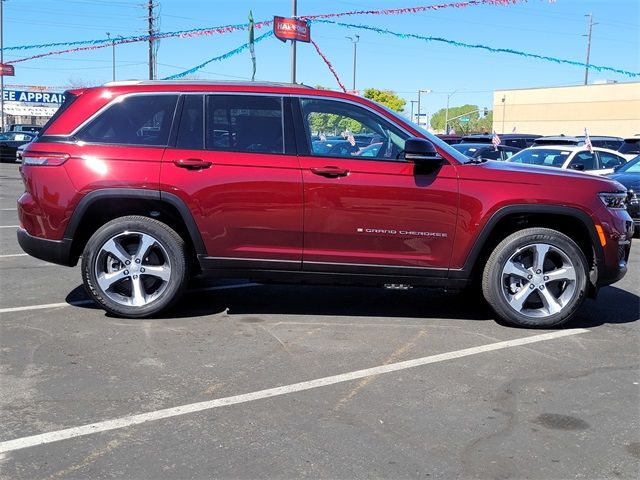 2024 Jeep Grand Cherokee 4xe Base