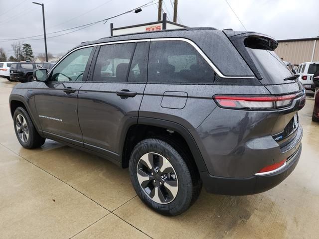 2024 Jeep Grand Cherokee 4xe Base