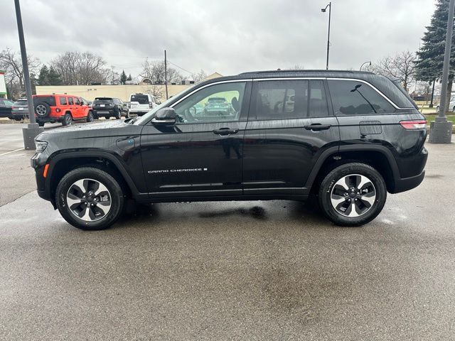 2024 Jeep Grand Cherokee 4xe Base