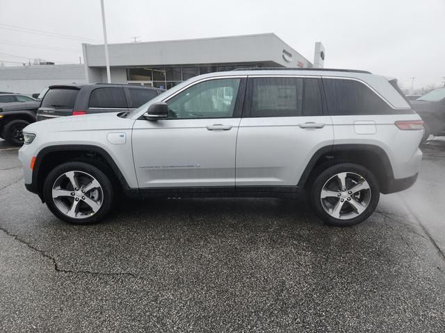 2024 Jeep Grand Cherokee 4xe Base