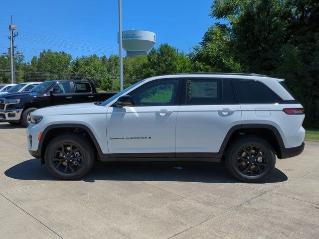 2024 Jeep Grand Cherokee Altitude