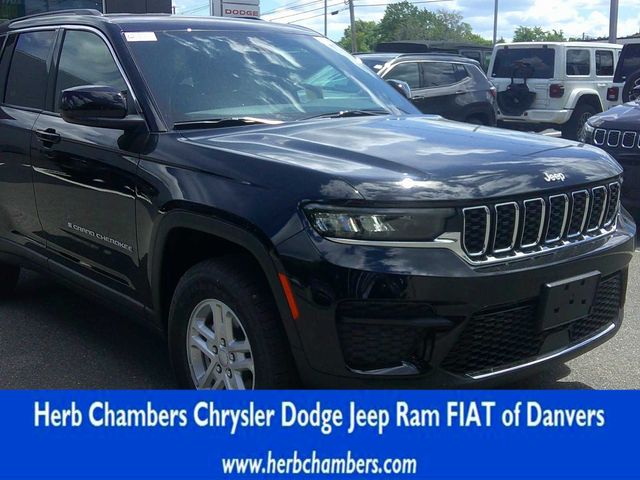 2024 Jeep Grand Cherokee Laredo