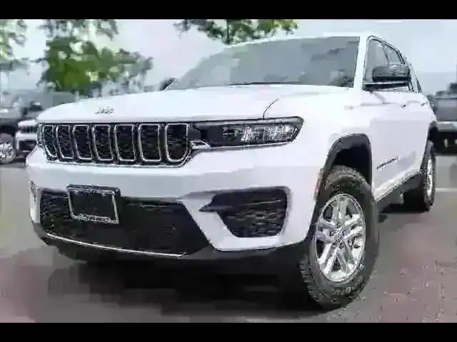 2024 Jeep Grand Cherokee Laredo