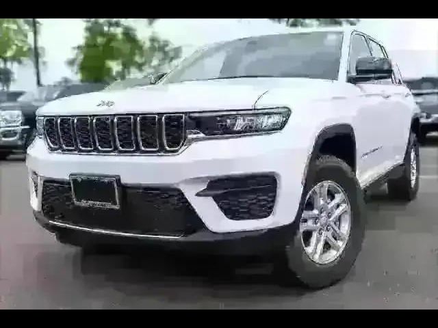 2024 Jeep Grand Cherokee Laredo