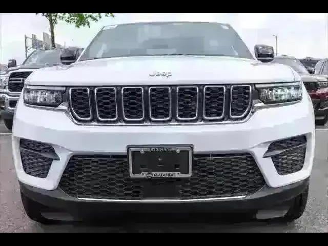 2024 Jeep Grand Cherokee Laredo