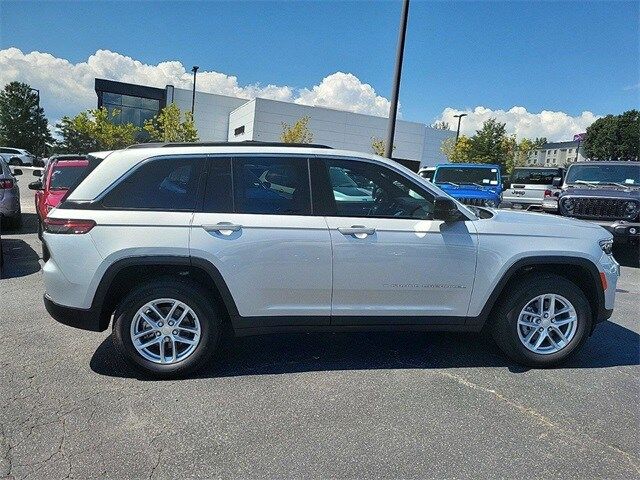 2024 Jeep Grand Cherokee Laredo X