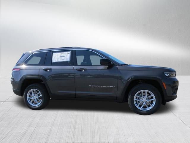 2024 Jeep Grand Cherokee Laredo X