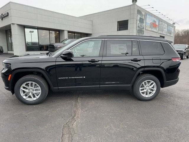 2024 Jeep Grand Cherokee L Laredo