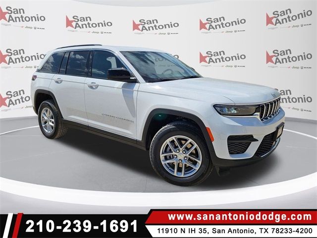 2024 Jeep Grand Cherokee Laredo X