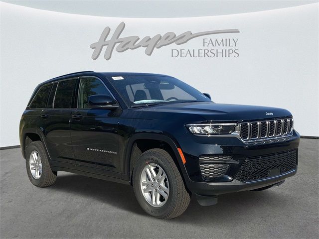 2024 Jeep Grand Cherokee Laredo