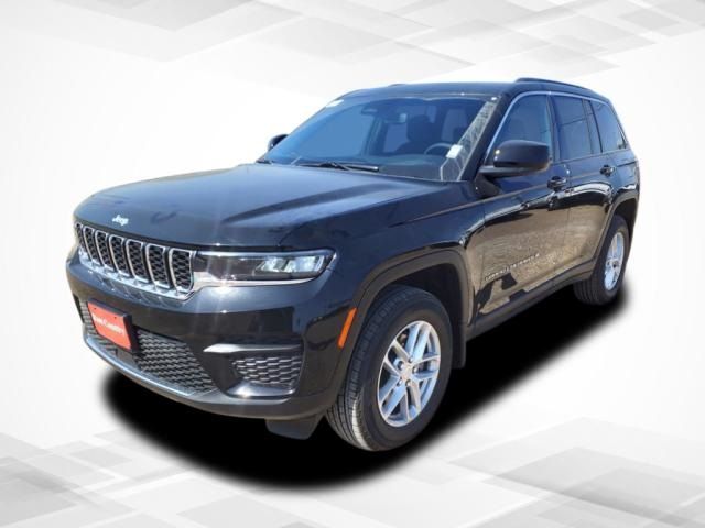 2024 Jeep Grand Cherokee Laredo X