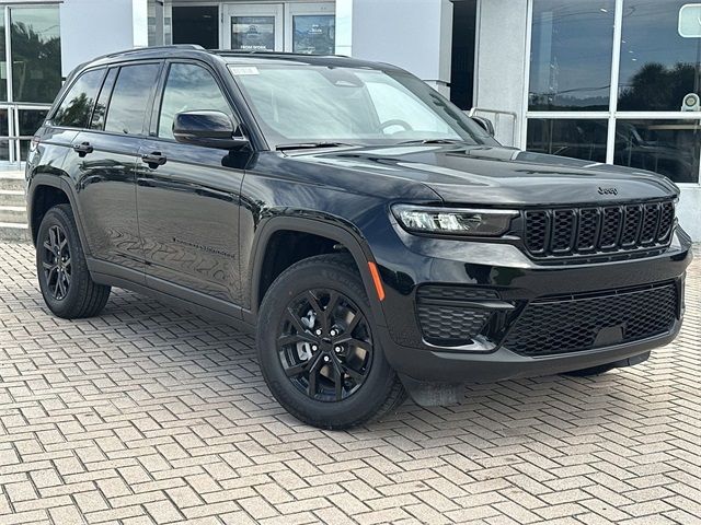 2024 Jeep Grand Cherokee Altitude