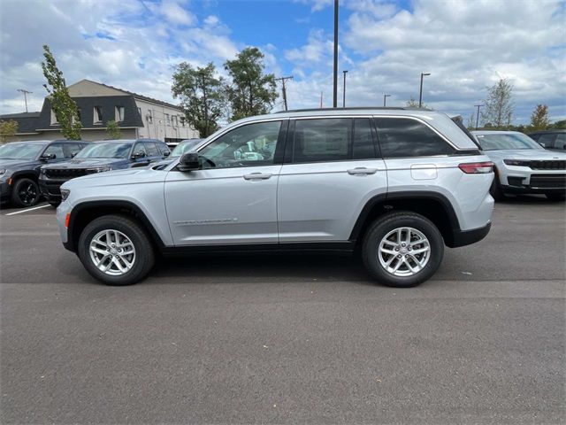 2024 Jeep Grand Cherokee Laredo X