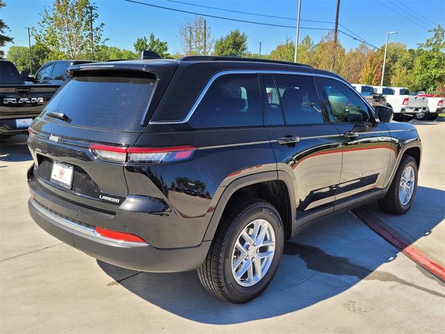 2024 Jeep Grand Cherokee Laredo X