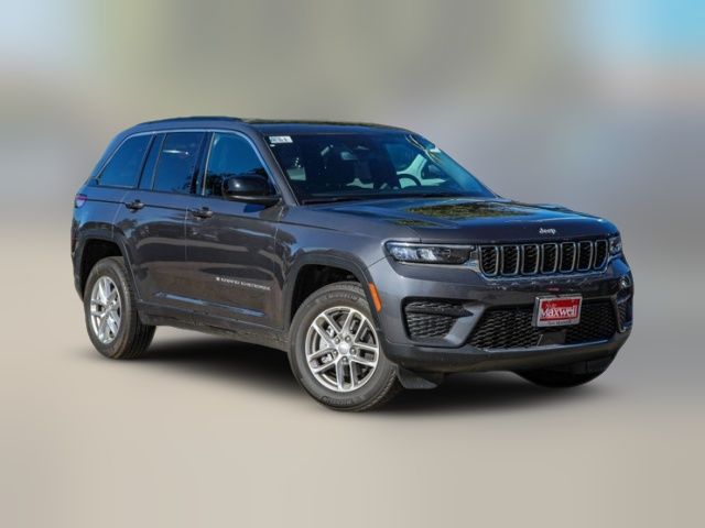 2024 Jeep Grand Cherokee Laredo X