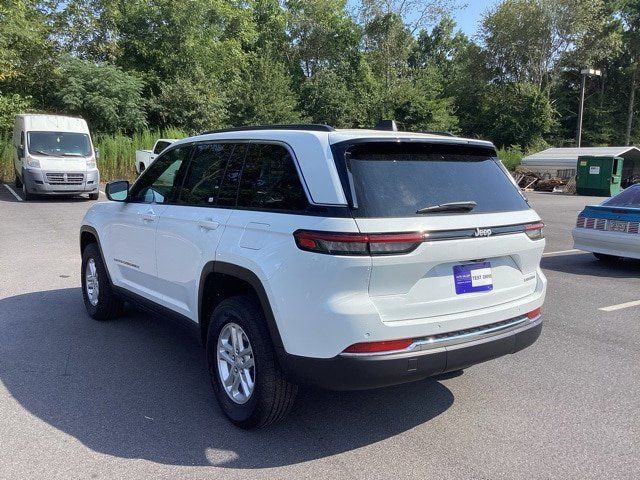 2024 Jeep Grand Cherokee Laredo