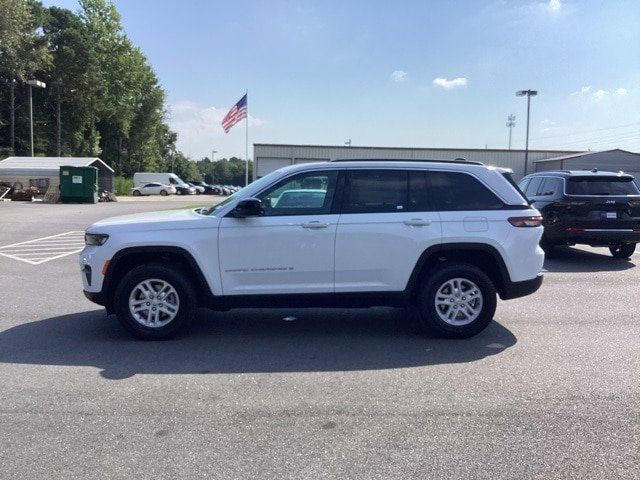 2024 Jeep Grand Cherokee Laredo