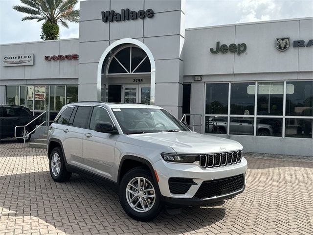 2024 Jeep Grand Cherokee Laredo X