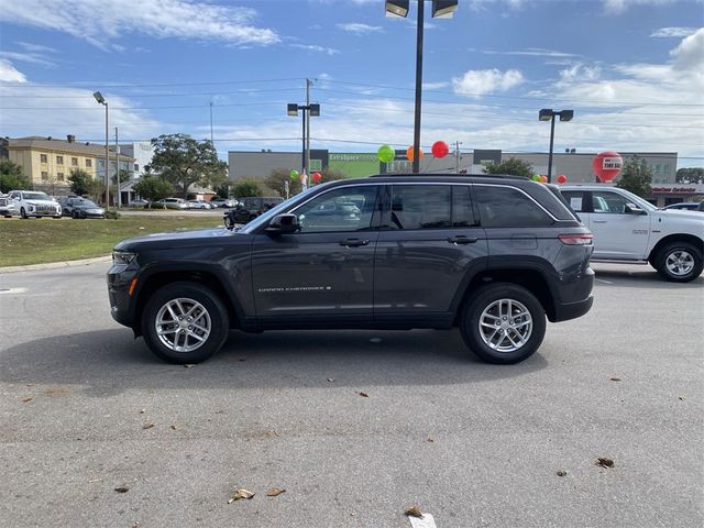 2024 Jeep Grand Cherokee Laredo X