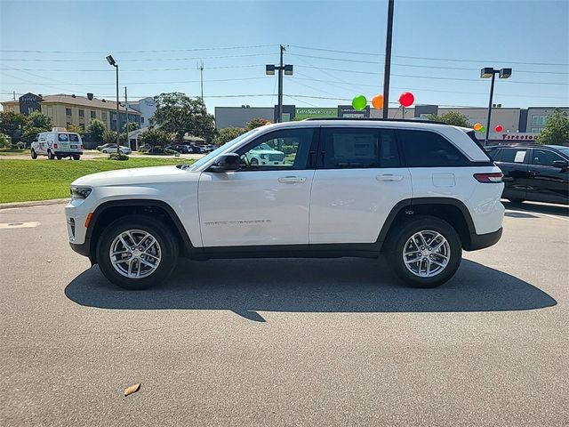 2024 Jeep Grand Cherokee Laredo X