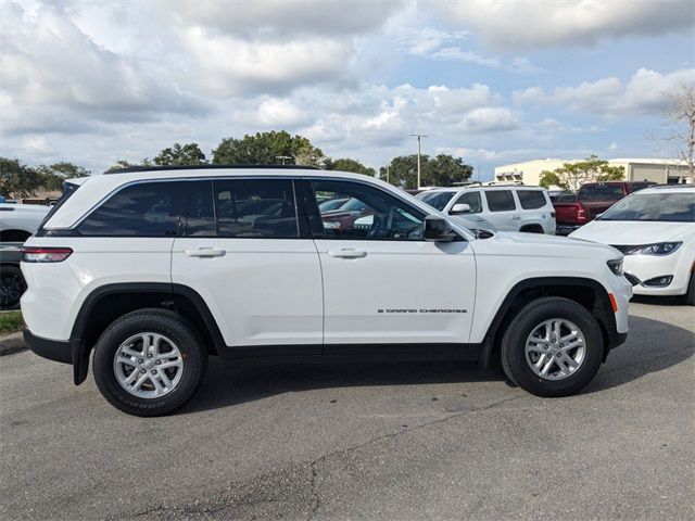 2024 Jeep Grand Cherokee Laredo