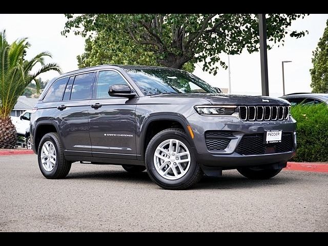 2024 Jeep Grand Cherokee Laredo X