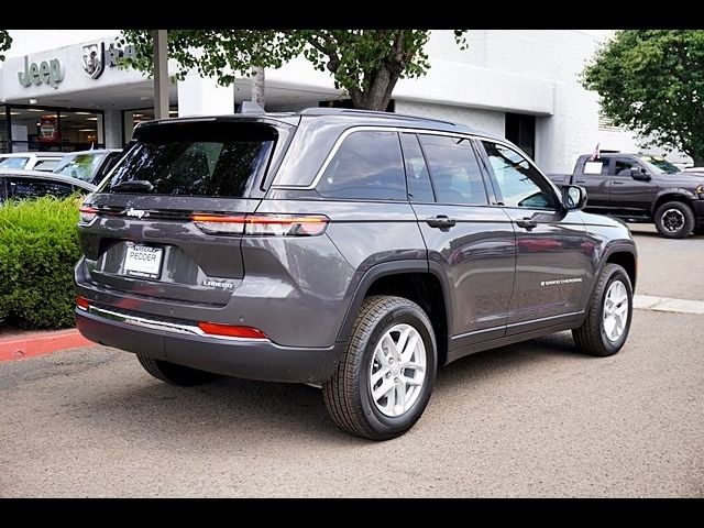 2024 Jeep Grand Cherokee Laredo X