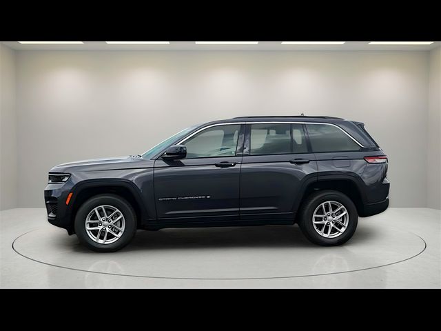 2024 Jeep Grand Cherokee Laredo X