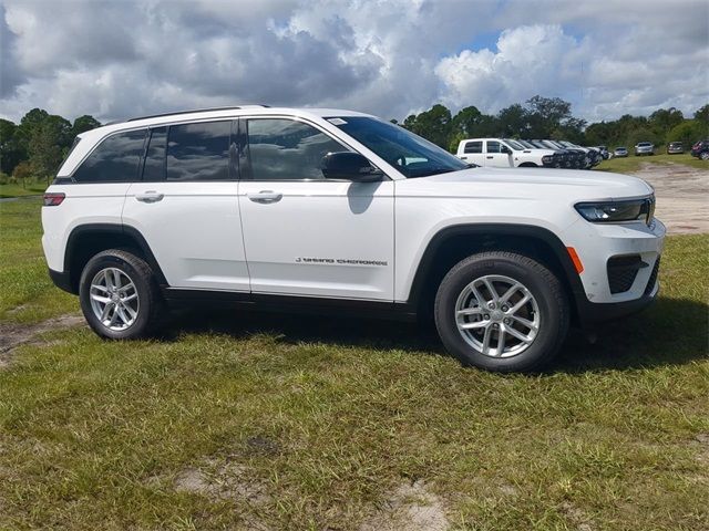 2024 Jeep Grand Cherokee Laredo X