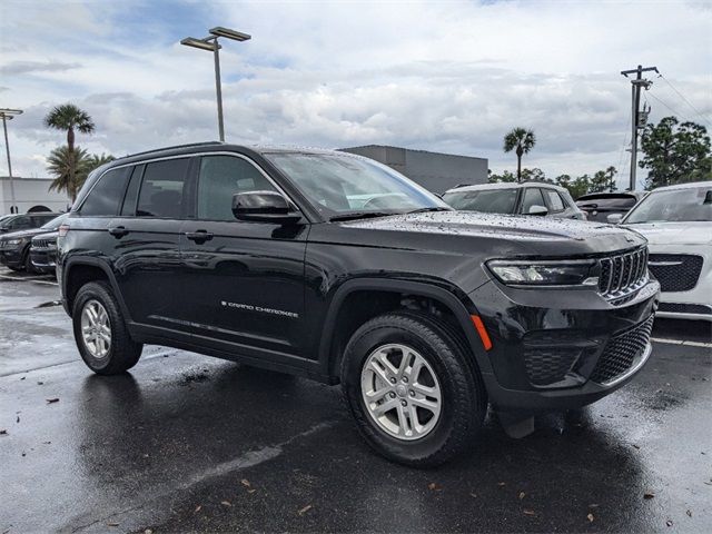 2024 Jeep Grand Cherokee Laredo