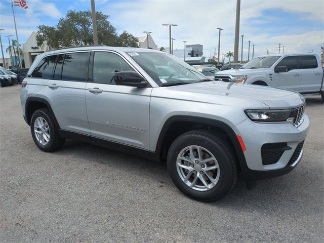 2024 Jeep Grand Cherokee Laredo X