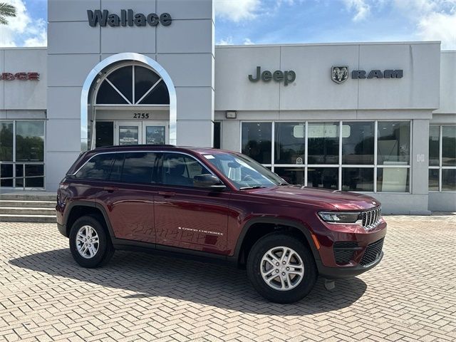 2024 Jeep Grand Cherokee Laredo