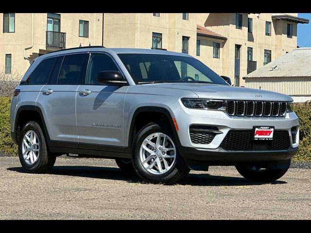 2024 Jeep Grand Cherokee Laredo X