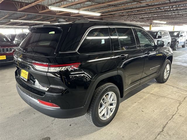 2024 Jeep Grand Cherokee Laredo X