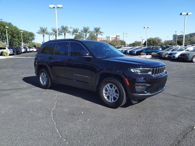 2024 Jeep Grand Cherokee Laredo