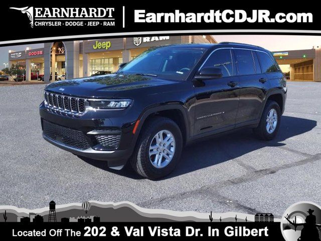 2024 Jeep Grand Cherokee Laredo