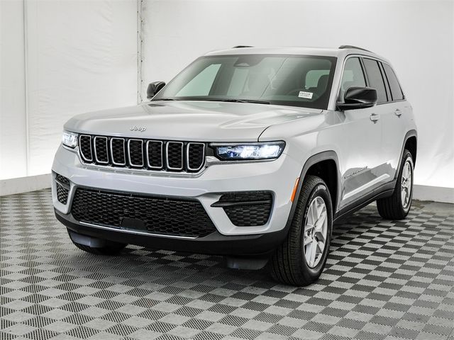 2024 Jeep Grand Cherokee Laredo X