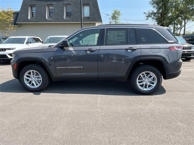 2024 Jeep Grand Cherokee Laredo X