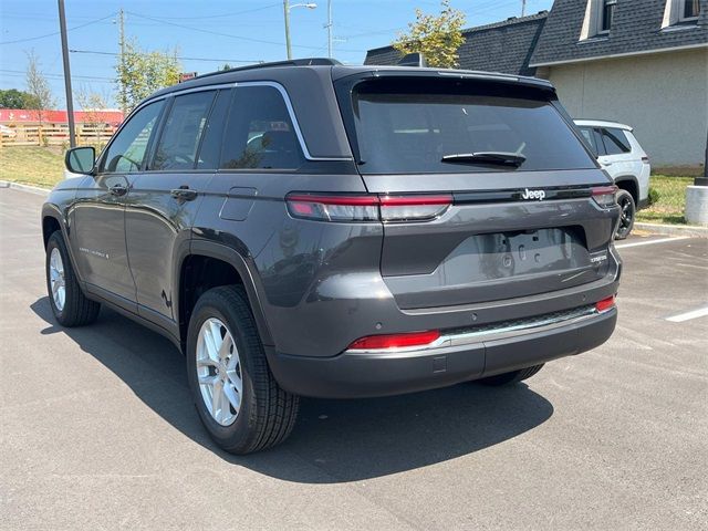 2024 Jeep Grand Cherokee Laredo X