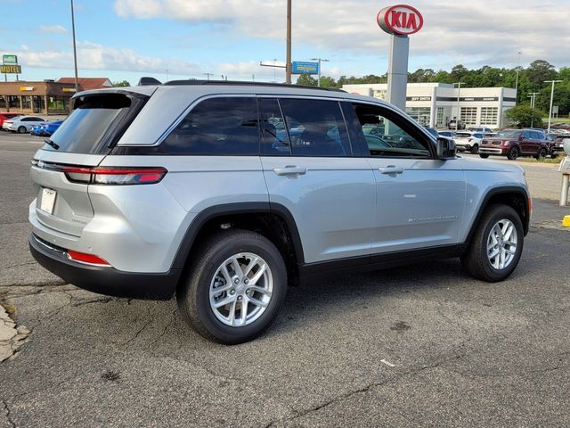 2024 Jeep Grand Cherokee Laredo X