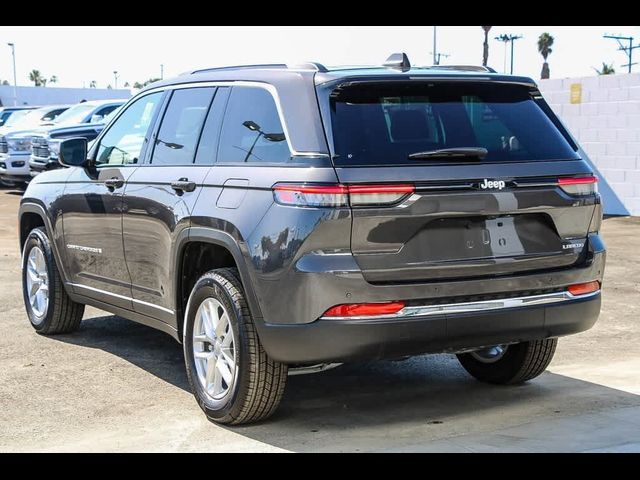 2024 Jeep Grand Cherokee Laredo X